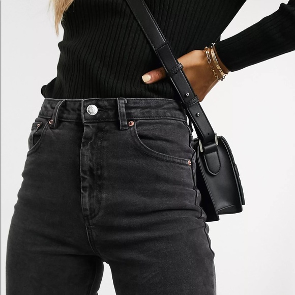 ASOS high rise Farleigh mom jeans in washed black - Picture 4 of 7
